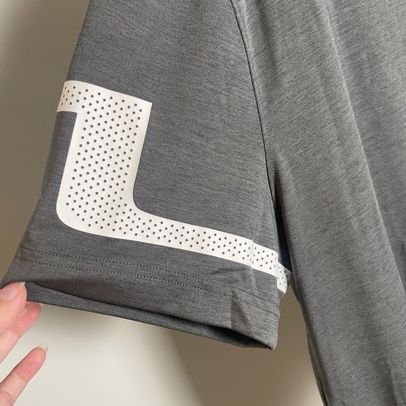 J. Lindeberg | Heath Polo Shirt Golfing Outdoor Casual - Picture 2 of 6